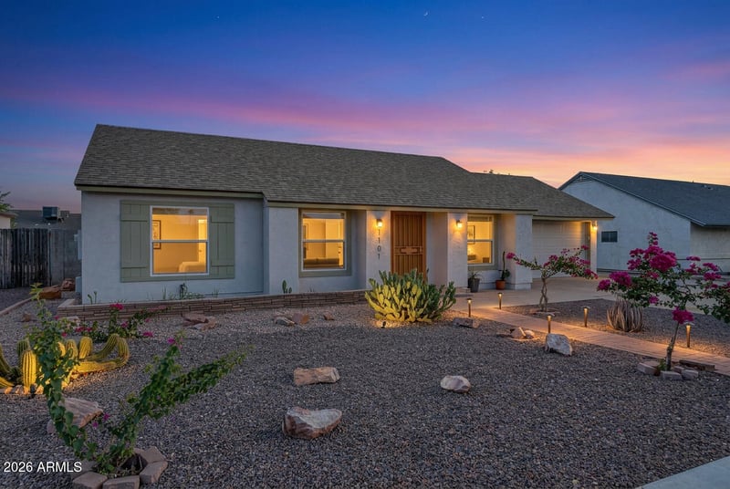 1101 Monona Dr, Phoenix, AZ 85027