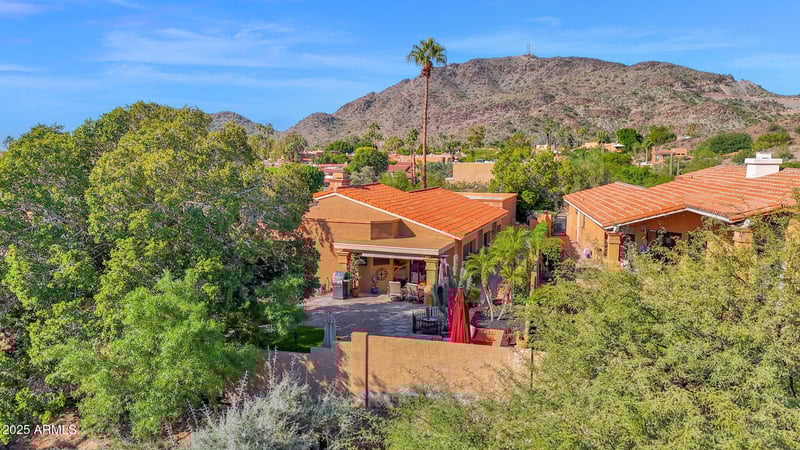 11011 11th St, Phoenix, AZ 85020