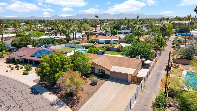 11011 39th St, Phoenix, AZ 85028