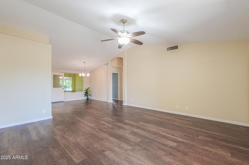 11012 Kiva Ave, Mesa, AZ 85209