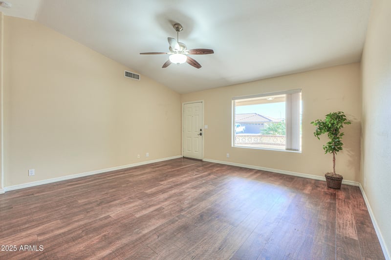 11012 Kiva Ave, Mesa, AZ 85209