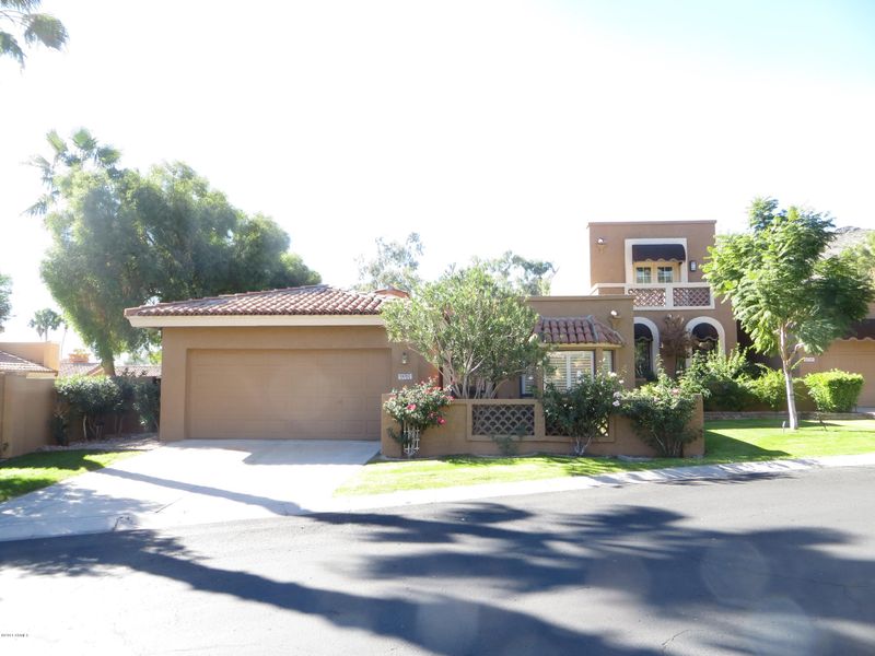 11012 N 10th St, Phoenix, AZ 85020