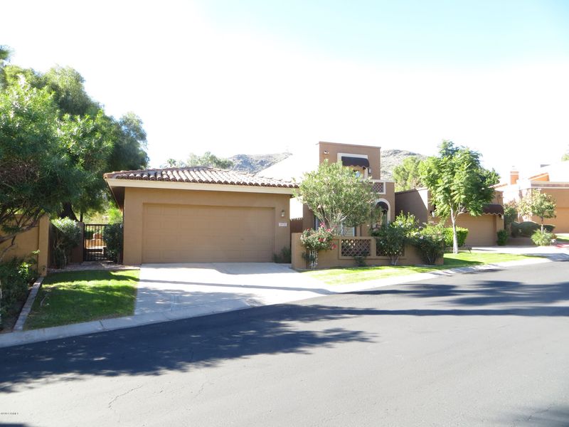 11012 N 10th St, Phoenix, AZ 85020