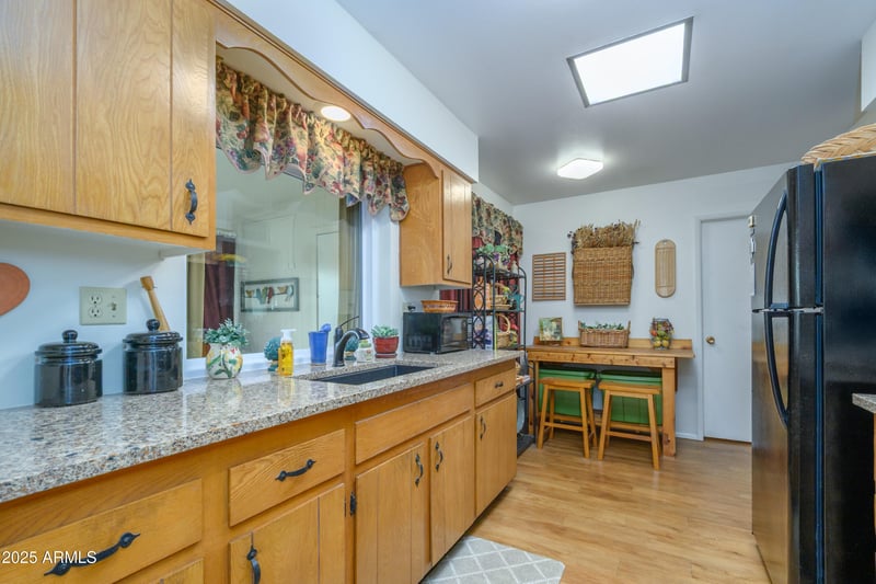 11014 Santa Fe Dr, Sun City, AZ 85351