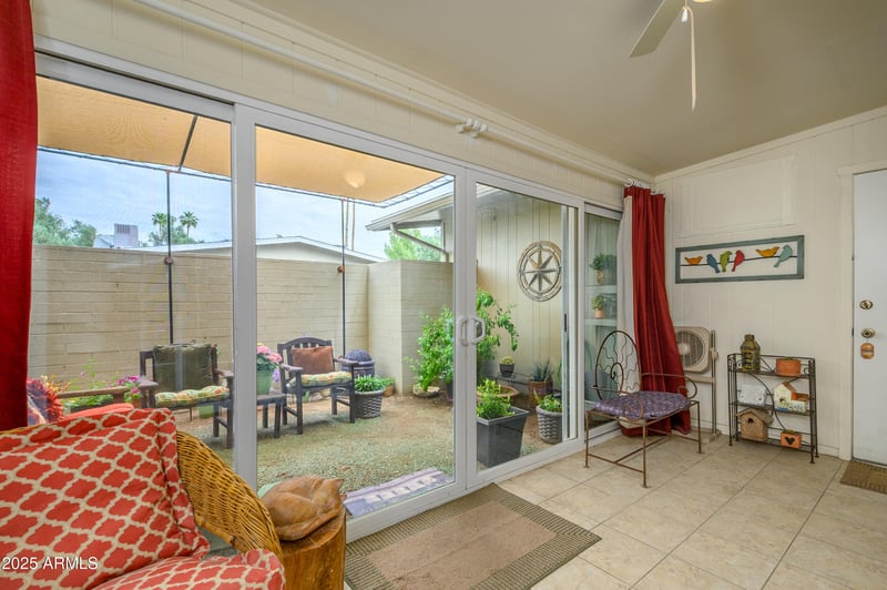 11014 Santa Fe Dr, Sun City, AZ 85351