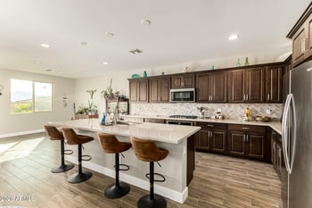 11015 Mobile Ln, Tolleson, AZ 85353