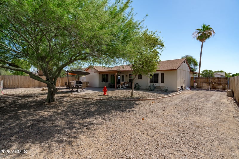 11016 N 66th Dr, Glendale, AZ 85304