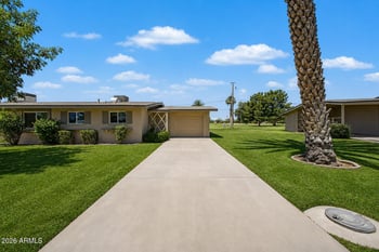 11016 Coggins Dr, Sun City, AZ 85351