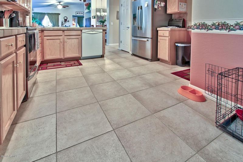 11016 W Cimarron Dr, Sun City, AZ 85373