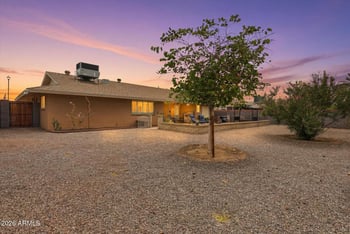 11016 Meade Dr, Sun City, AZ 85351