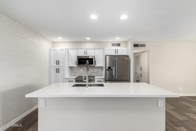 11016 W Sun City Blvd, Sun City, AZ 85351