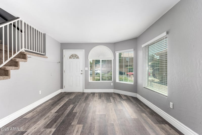 1102 Blackbird Dr, Gilbert, AZ 85234
