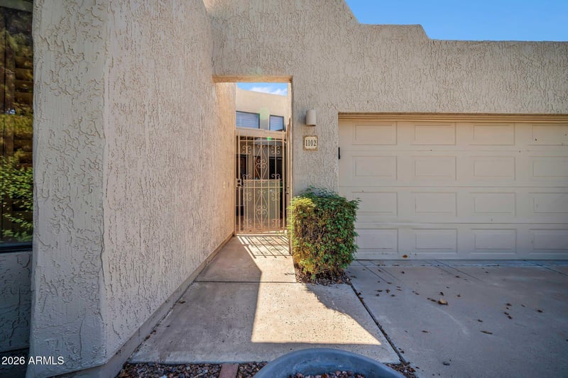 1102 E Acacia Cir, Litchfield Park, AZ 85340