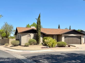 1102 Grandview Rd, Phoenix, AZ 85022