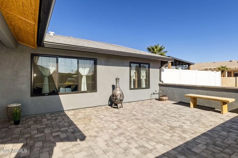 1102 Park View Cir, Mesa, AZ 85208