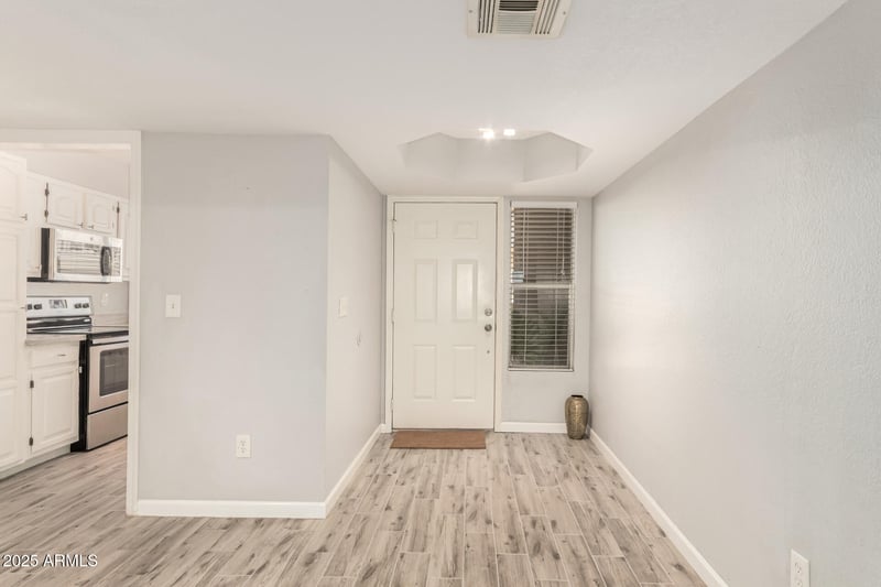 1102 Peoria Ave #7, Phoenix, AZ 85029