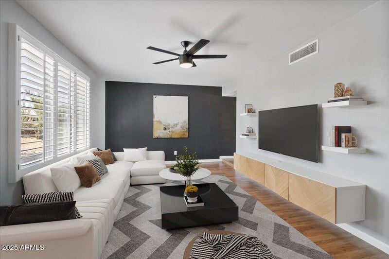 1102 Redondo Cir, Tempe, AZ 85282