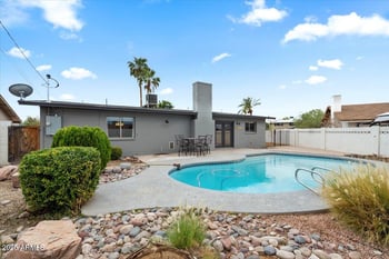 1102 Redondo Cir, Tempe, AZ 85282