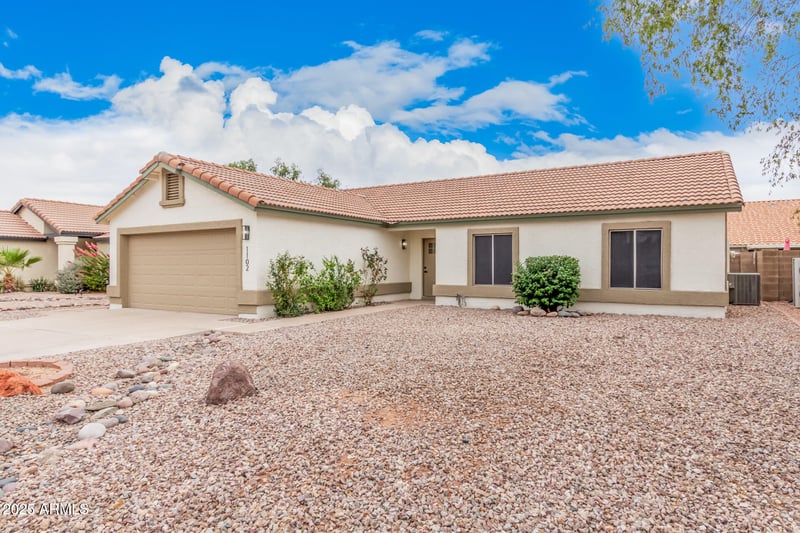 1102 Sailors Way, Gilbert, AZ 85234