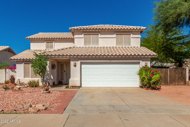 1102 W Behrend Dr, Phoenix, AZ 85027