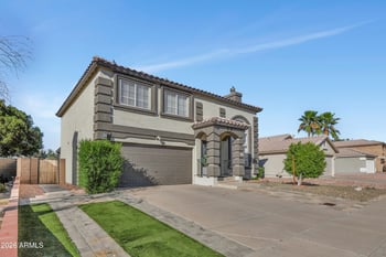 11020 Lane Ave, Glendale, AZ 85307