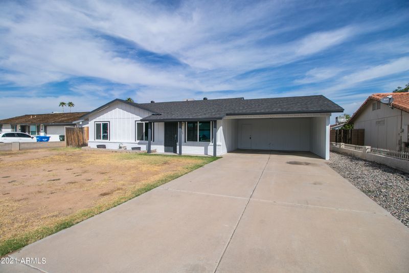 11022 W Monterosa St, Phoenix, AZ 85037
