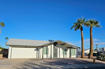 11023 Tewa St, Phoenix, AZ 85044