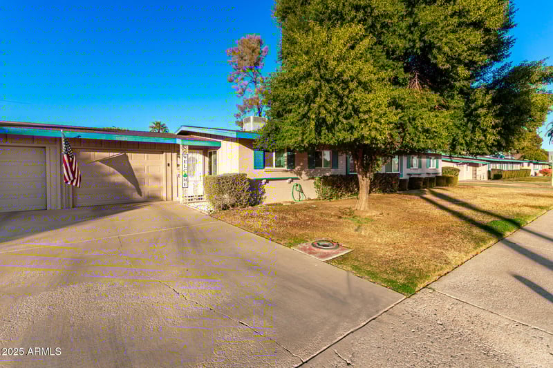 11024 Peoria Ave, Sun City, AZ 85351