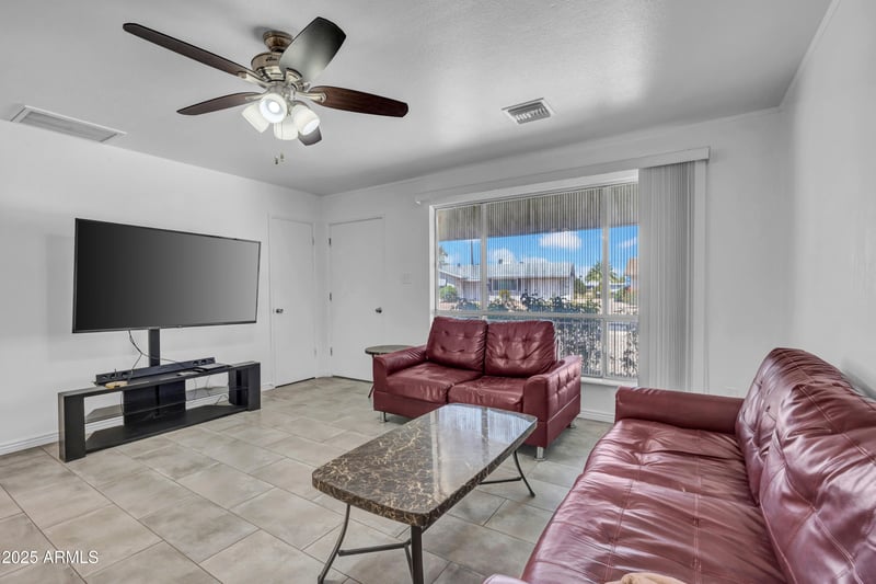 11025 Cherry Hills Dr, Sun City, AZ 85351