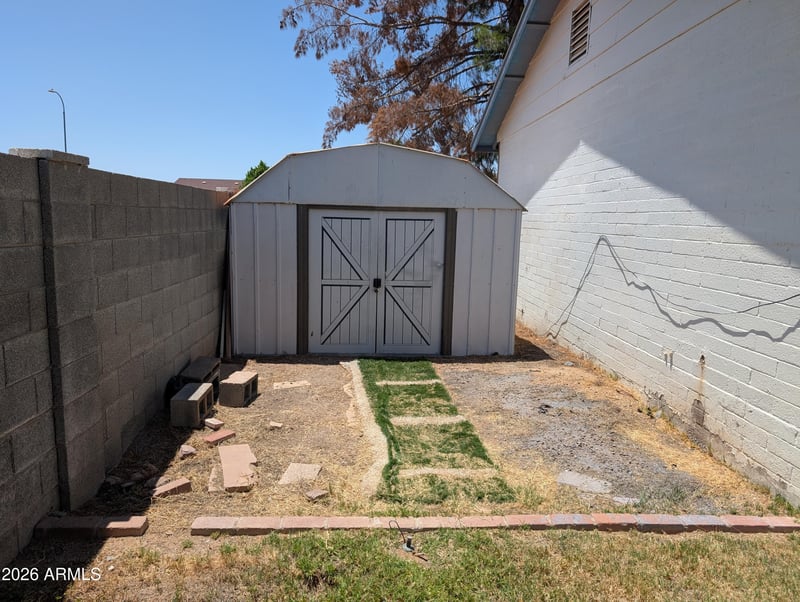 11025 N 54th Dr, Glendale, AZ 85304
