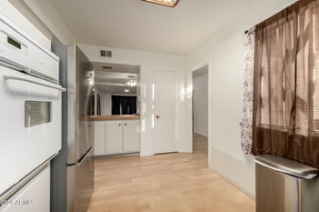 11025 Coggins Dr, Sun City, AZ 85351