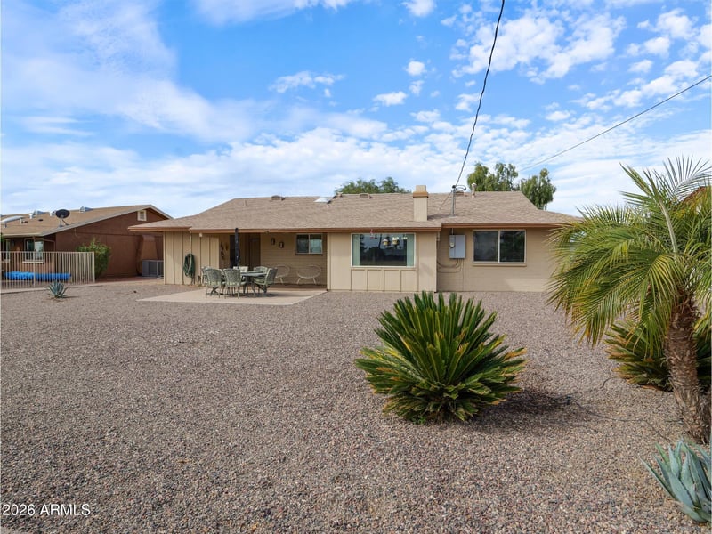 11025 Madison Dr, Sun City, AZ 85351