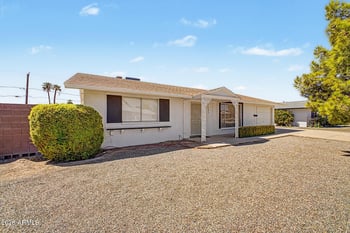 11025 W Florida Ave, Sun City, AZ 85351