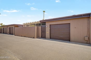 11025 Topaz Dr, Sun City, AZ 85351