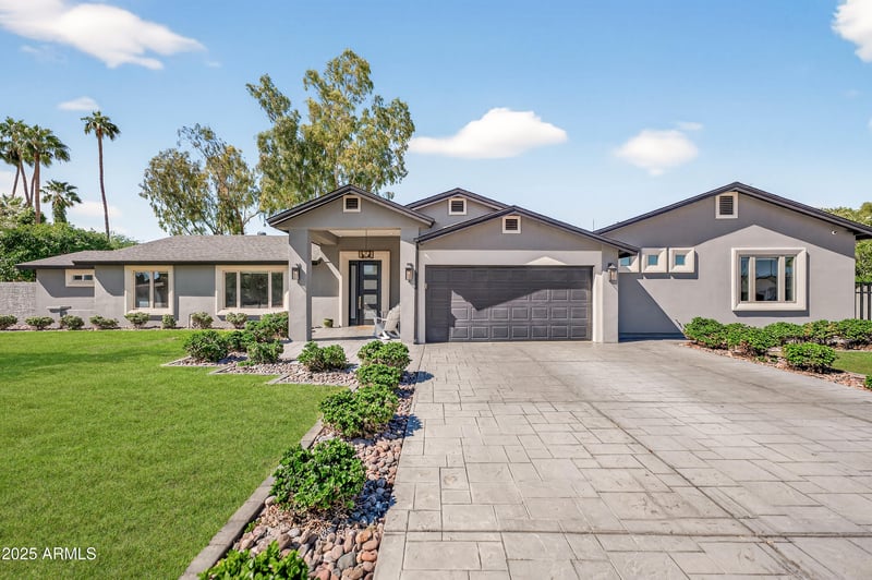 11026 42nd St, Phoenix, AZ 85028