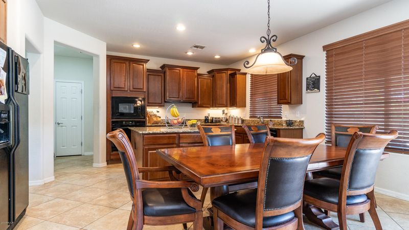 11027 E Ravenna Ave, Mesa, AZ 85212