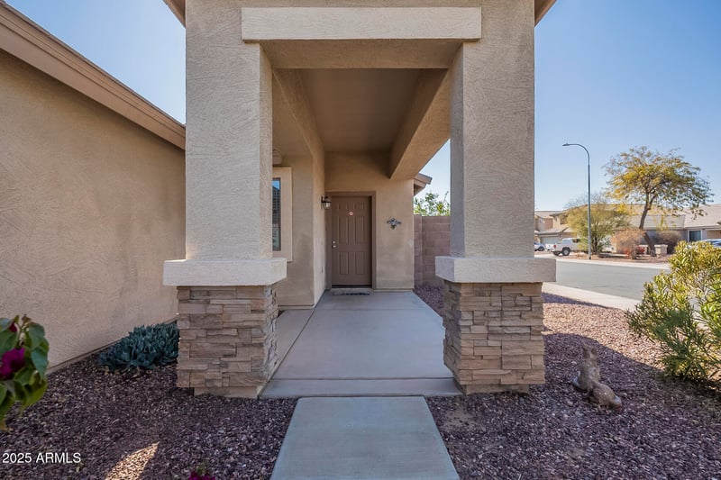11029 Mountain View Dr, Avondale, AZ 85323