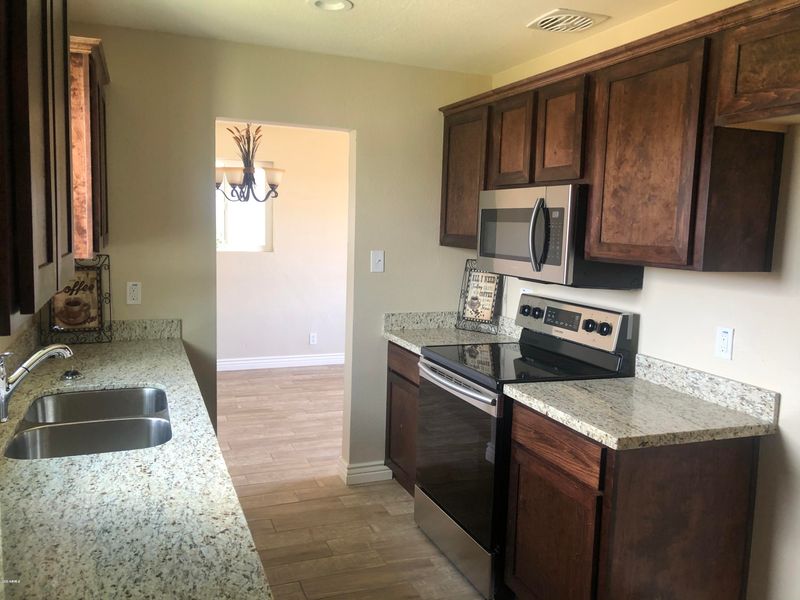 1103 N 29th Dr, Phoenix, AZ 85009