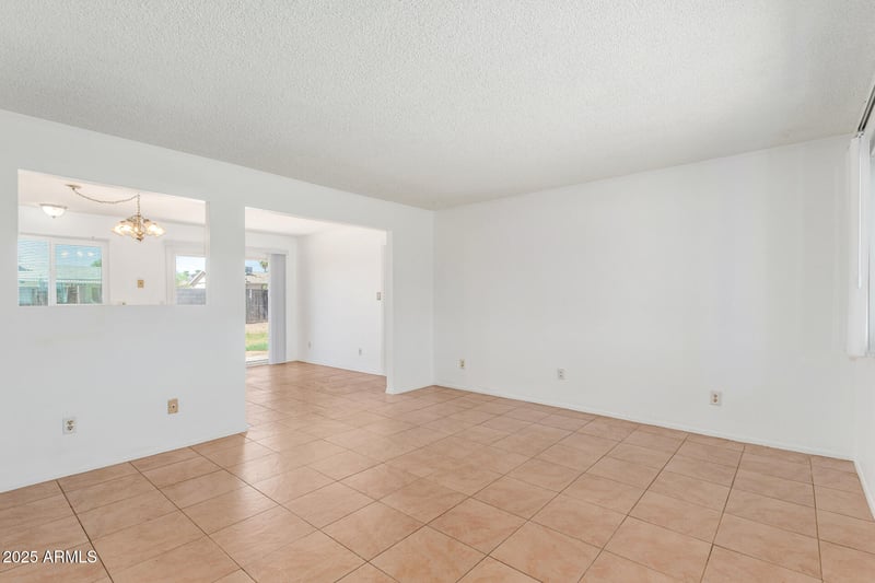 1103 Tulane Dr, Tempe, AZ 85283