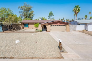 11030 47th Ave, Glendale, AZ 85304