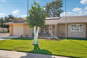 11031 Tonada Dr, Sun City, AZ 85351