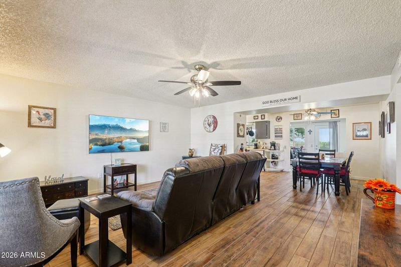 11031 W Tonada Dr, Sun City, AZ 85351