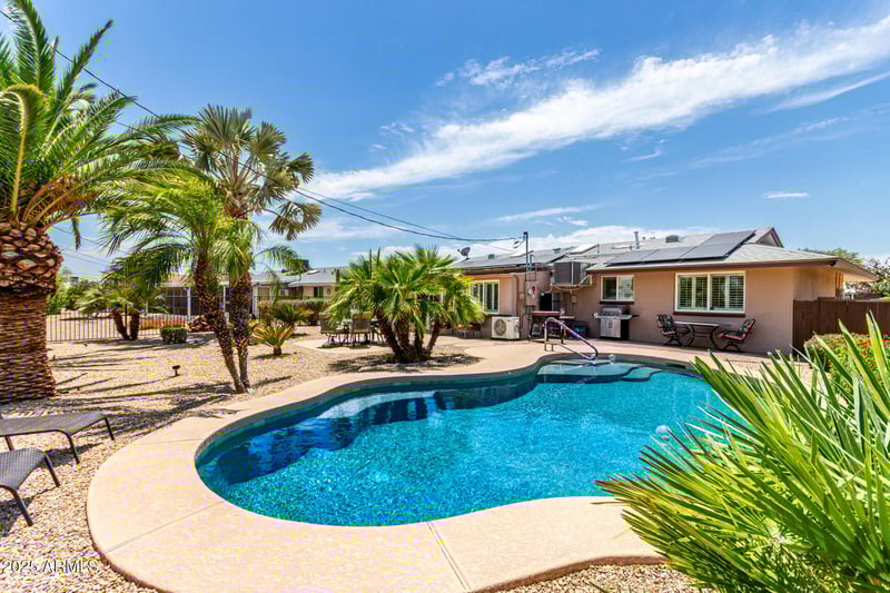 11032 Cherry Hills Dr, Sun City, AZ 85351