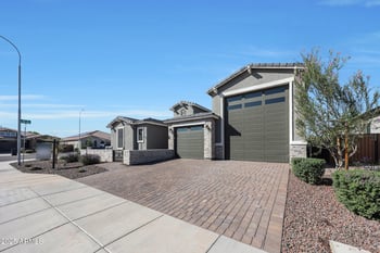 11032 Lincoln St, Avondale, AZ 85323