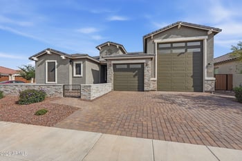 11032 Lincoln St, Avondale, AZ 85323