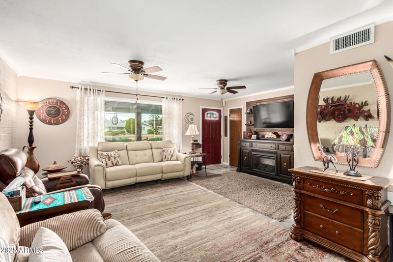 11033 Alabama Ave, Sun City, AZ 85351