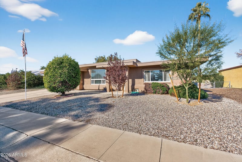 11034 Crestbrook Dr, Sun City, AZ 85351