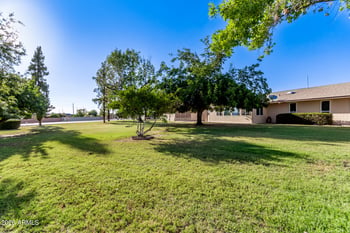 11035 Tonada Dr, Sun City, AZ 85351