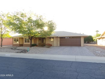 11037 Meade Dr, Sun City, AZ 85351