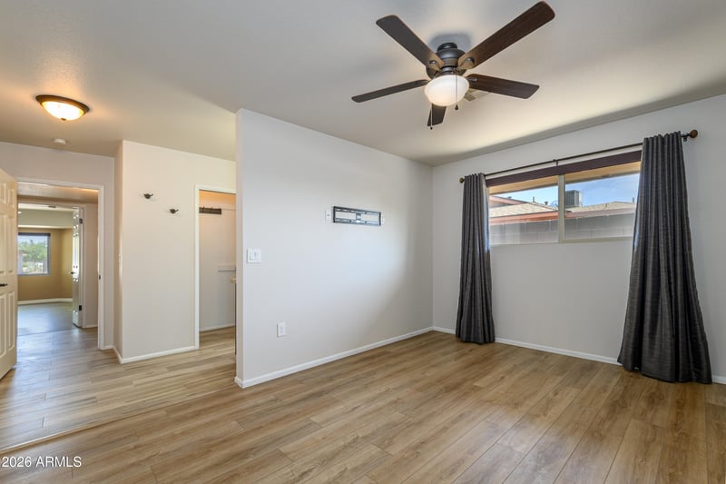 11037 Meade Dr, Sun City, AZ 85351